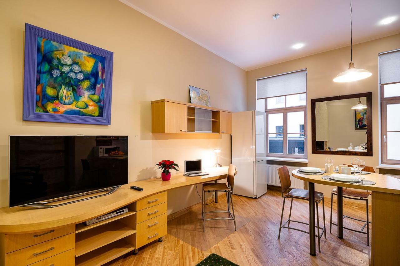 Kalnina Quiet Apartment In City Center Riga Ngoại thất bức ảnh
